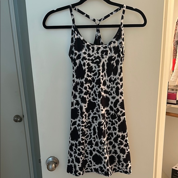Outdoor Voices “The Exercise Dress” - Picture 1 of 2